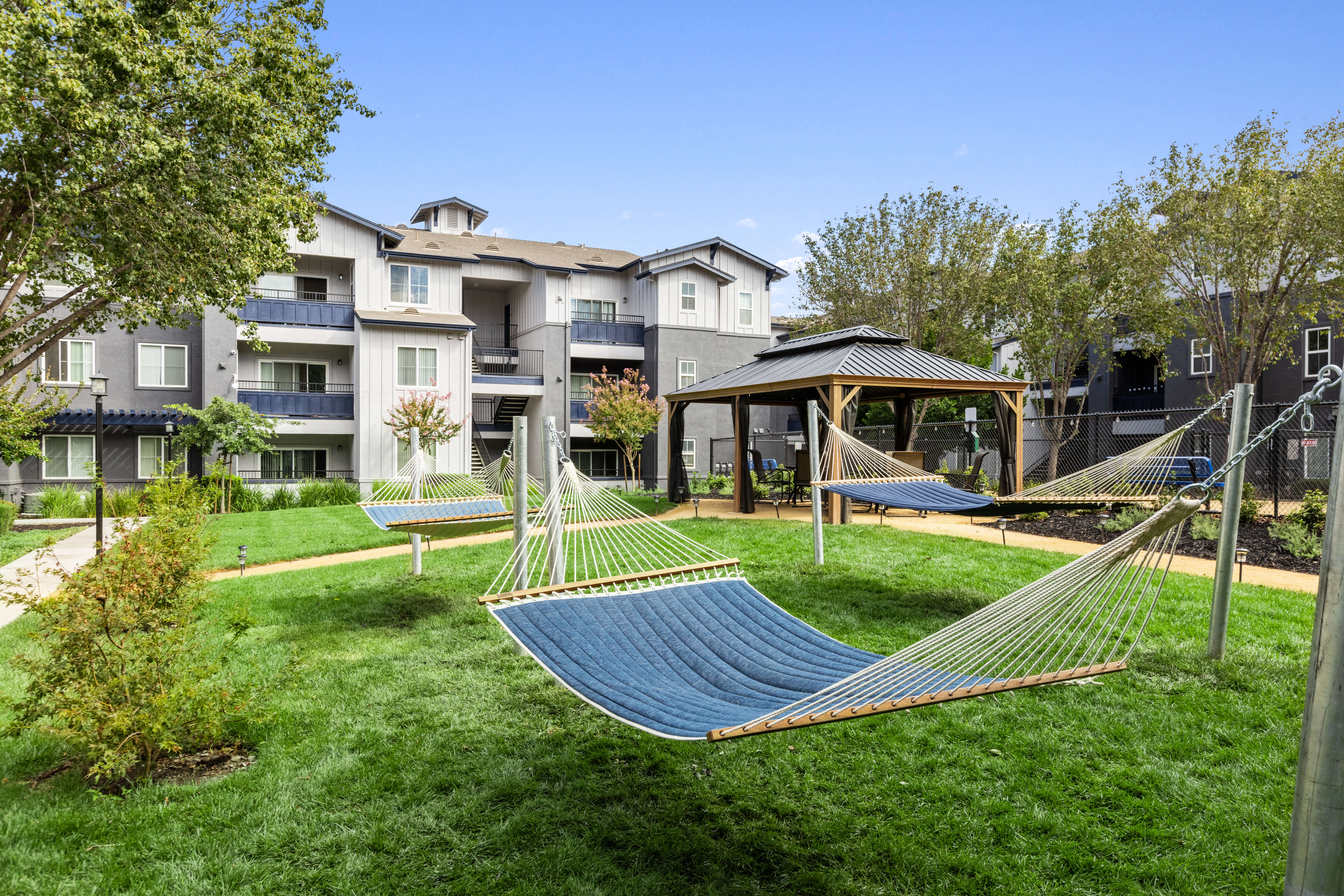 Waterstone Apartments